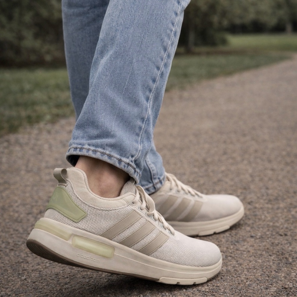 Adidas Cloudfoam Super 2.0 Men’s 9.5 Beige Cream Running Sneakers